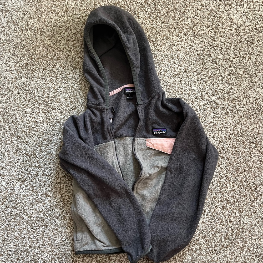 ✨SOLD Patagonia Micro D Snap T Girls